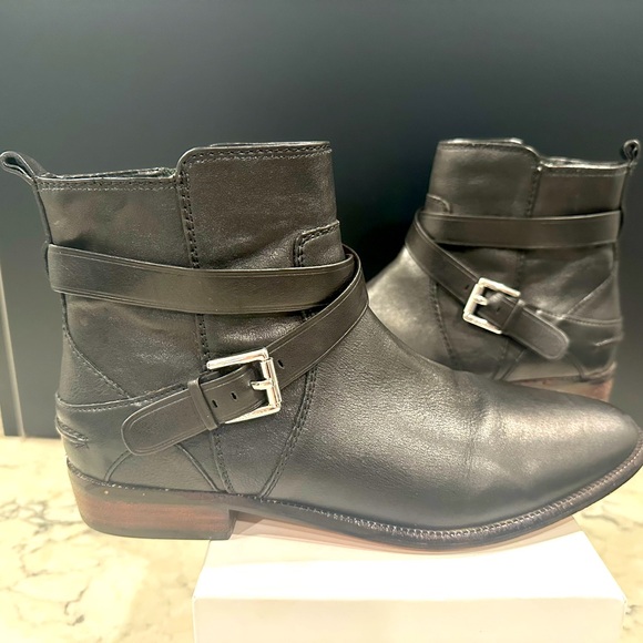 Coach Boots Womens 9 B Lannah Ankle Booties Buckle Straps Black Leather Zipper - Picture 13 of 15